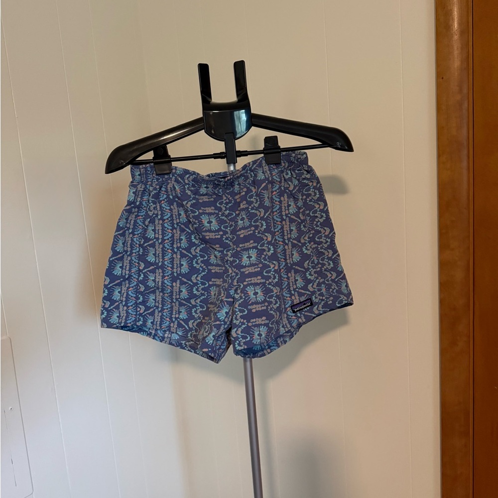 Patagonia baggies shorts, size small, purple with print